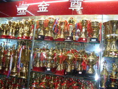 廠家直銷定制 優(yōu)質(zhì)高檔塑料獎(jiǎng)杯獎(jiǎng)座，批發(fā)量大優(yōu)惠